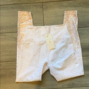Size Medium Buffbunny Leggings